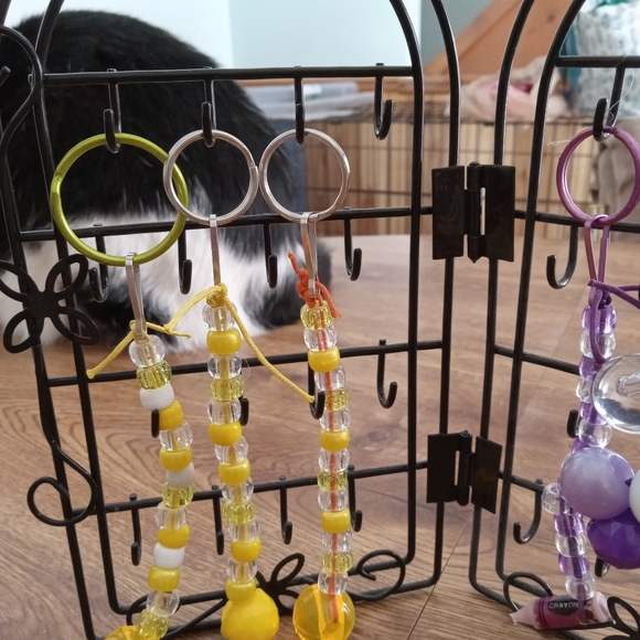 Beaded keychains,  planet Fitness colors - Picture 5 of 5